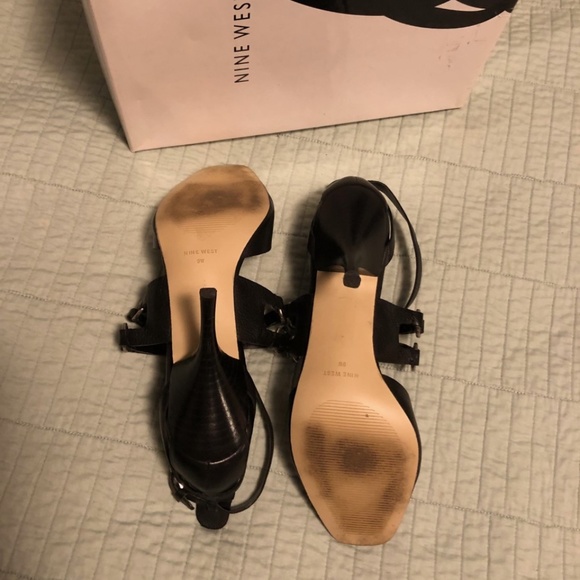 Nine West Size 9 Wide Width Black Leather High Heel - Picture 4 of 12